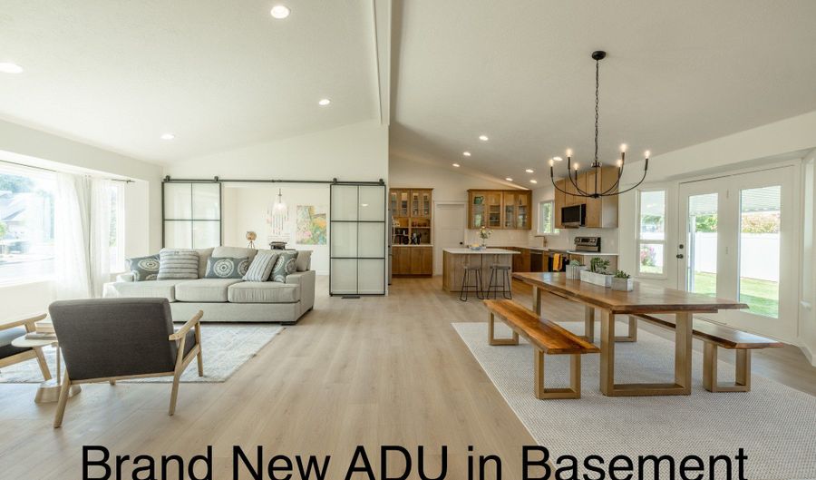 782 N 200 W, American Fork, UT 84003 - 5 Beds, 4 Bath