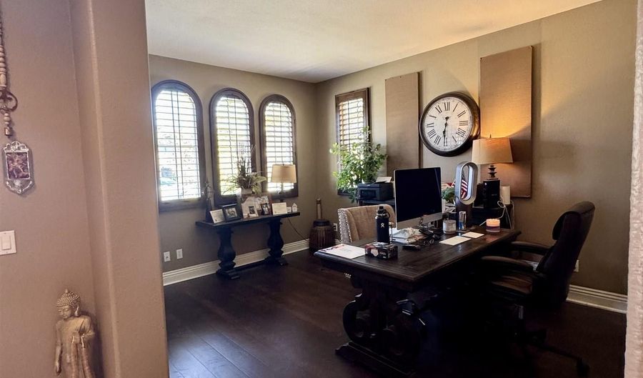 1120 Parkview Dr, Oceanside, CA 92057 - 4 Beds, 4 Bath