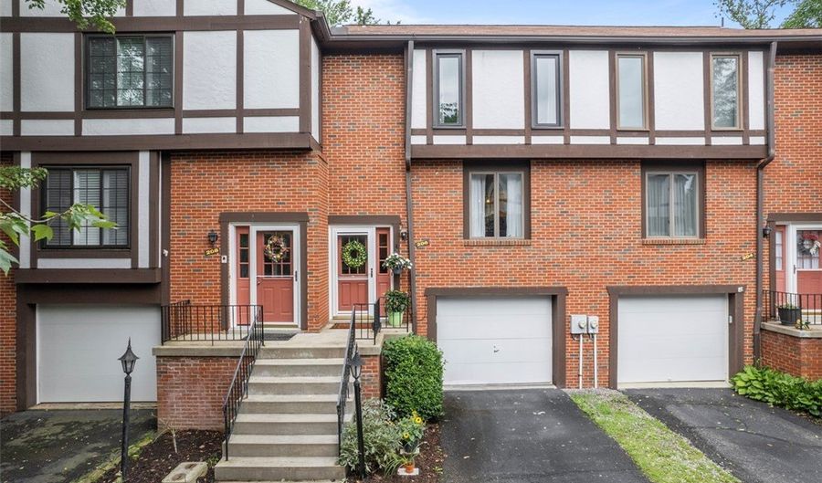 206 Little Hollow Dr, Aleppo, PA 15143 - 2 Beds, 2 Bath