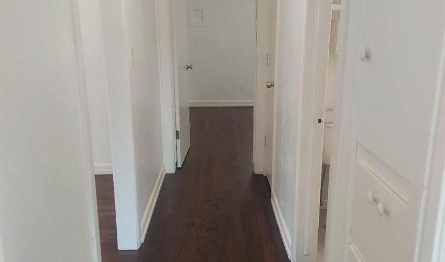 7123 NW 44th St, Bethany, OK 73008 - 2 Beds, 1 Bath