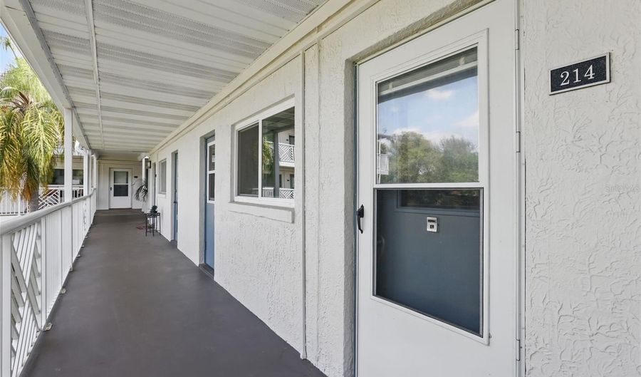 320 LAKEVIEW St 214, Orlando, FL 32804 - 1 Beds, 1 Bath