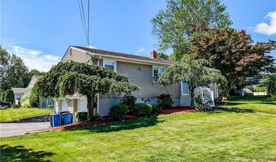 24 Cedar St, Johnston, RI 02919 - 3 Beds, 1 Bath