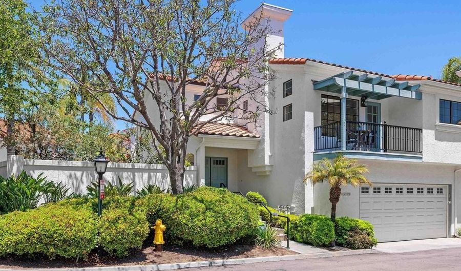 3649 Azure Cir, Carlsbad, CA 92008 - 3 Beds, 3 Bath