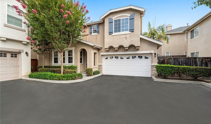 47 Rue Du Chateau 26, Aliso Viejo, CA 92656 - 4 Beds, 3 Bath