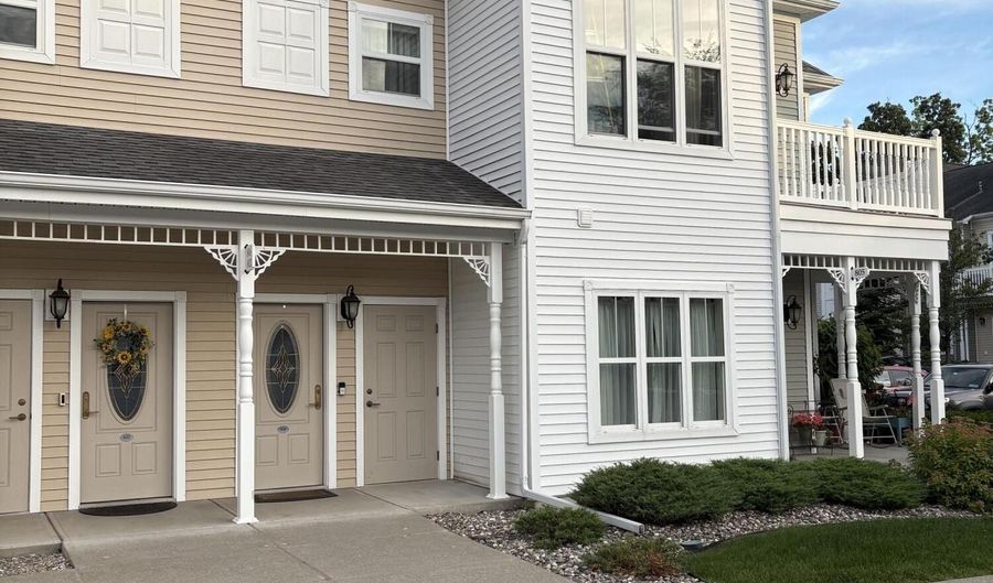 806 Heather Ln, Altamont, NY 12009 - 3 Beds, 2 Bath