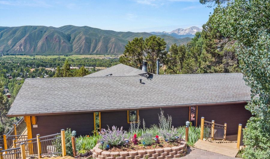 679 Pinon Dr, Basalt, CO 81621 - 4 Beds, 3 Bath