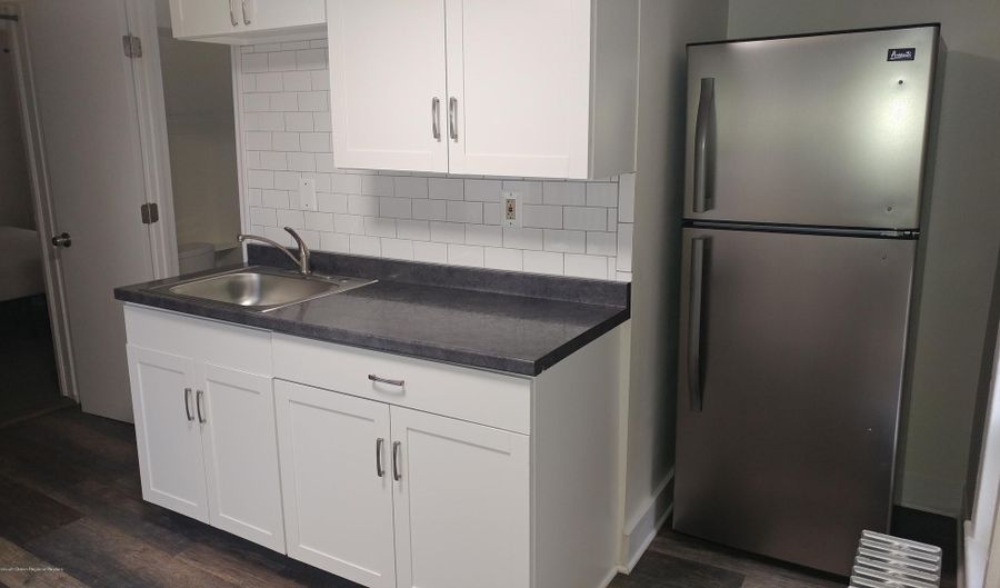 303 7th Ave 3, Asbury Park, NJ 07712 - 0 Beds, 1 Bath