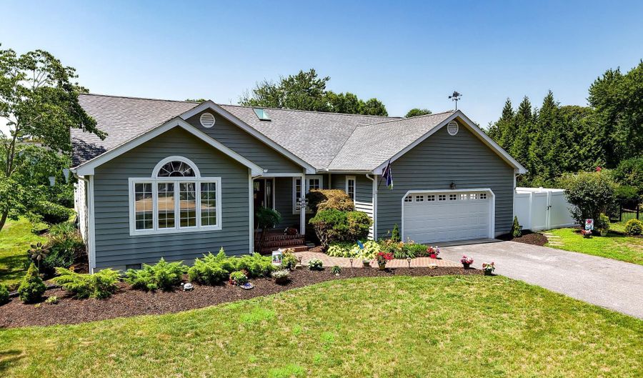 30860 EDGEWATER Dr, Lewes, DE 19958 - 3 Beds, 2 Bath
