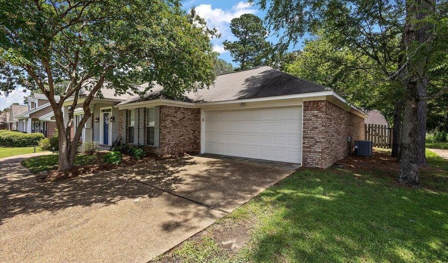 245 Mallard Dr, Brandon, MS 39047 - 3 Beds, 2 Bath