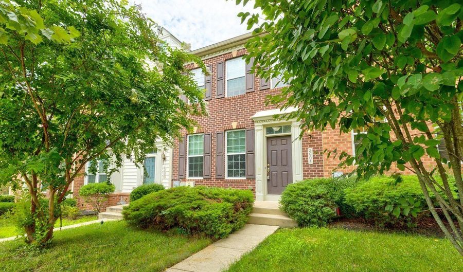2604 SAINT MARYS VIEW Rd, Accokeek, MD 20607 - 3 Beds, 2 Bath