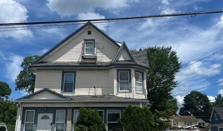 70 Davis Ave Ab, Andover, NJ 07801 - 4 Beds, 3 Bath