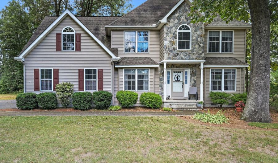349 SIKA Dr, Harrington, DE 19952 - 4 Beds, 3 Bath