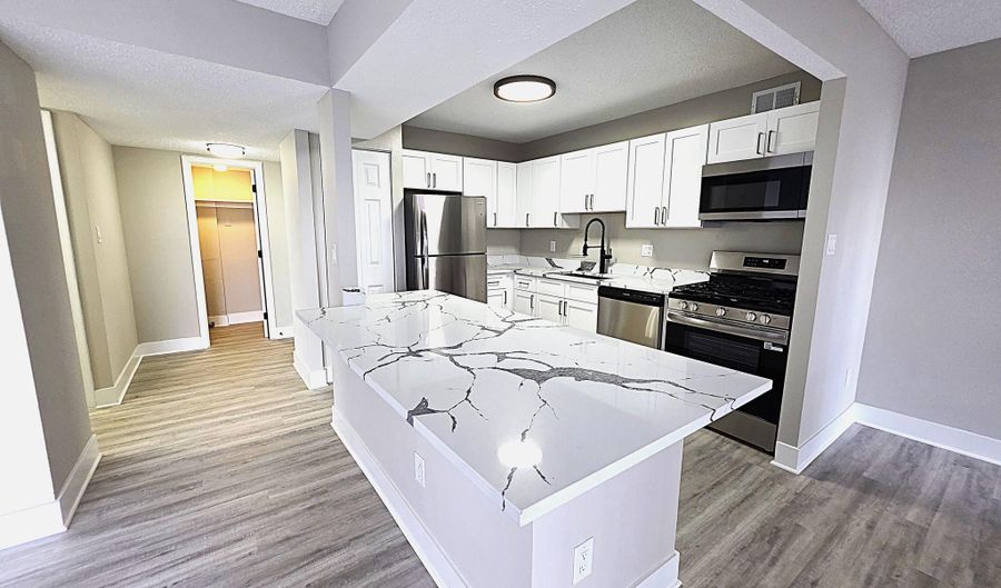 1836 METZEROTT Rd 427, Adelphi, MD 20783 - 2 Beds, 2 Bath