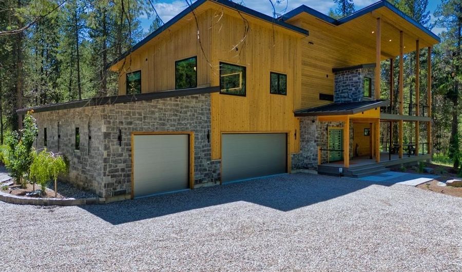4327 Bridger Rdg, Ashton, ID 83420 - 3 Beds, 4 Bath