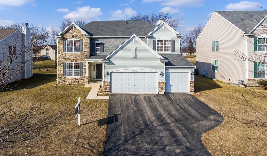 17636 W Neuberry Ridge Dr, Lockport, IL 60441 - 4 Beds, 4 Bath