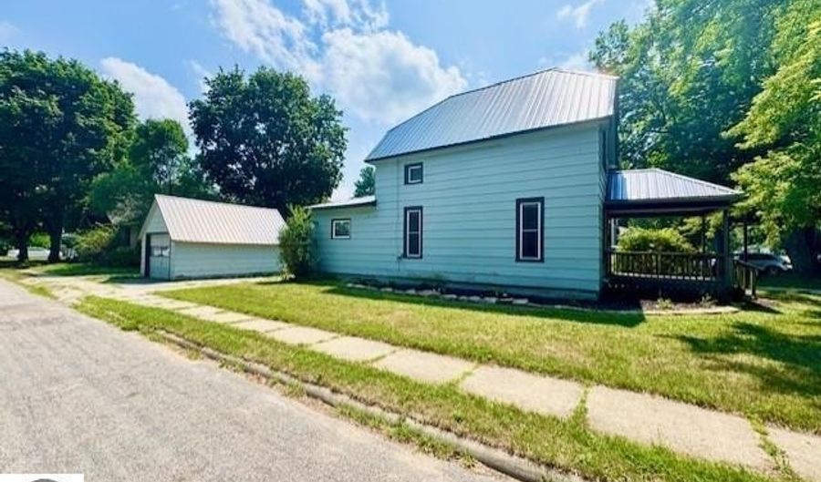 730 N Riv, Alma, MI 48801 - 3 Beds, 1 Bath