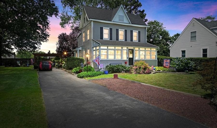504 HARVEY Rd, Claymont, DE 19703 - 3 Beds, 3 Bath