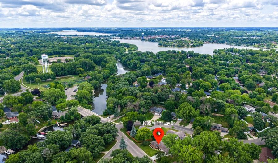 1005 W Richway Dr, Albert Lea, MN 56007 - 3 Beds, 3 Bath