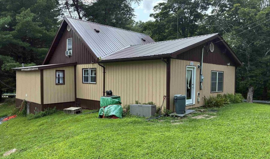 7046 S State Road 145, Birdseye, IN 47513 - 2 Beds, 1 Bath