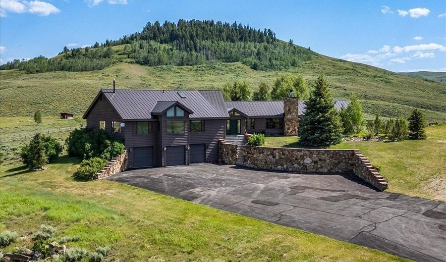 13981 US HWY 189 & 191, Bondurant, WY 82922 - 3 Beds, 4 Bath