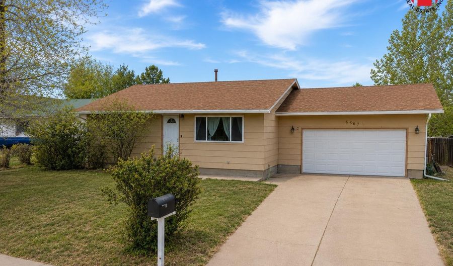 6567 Dee Lyle Cir, Casper, WY 82604 - 4 Beds, 2 Bath