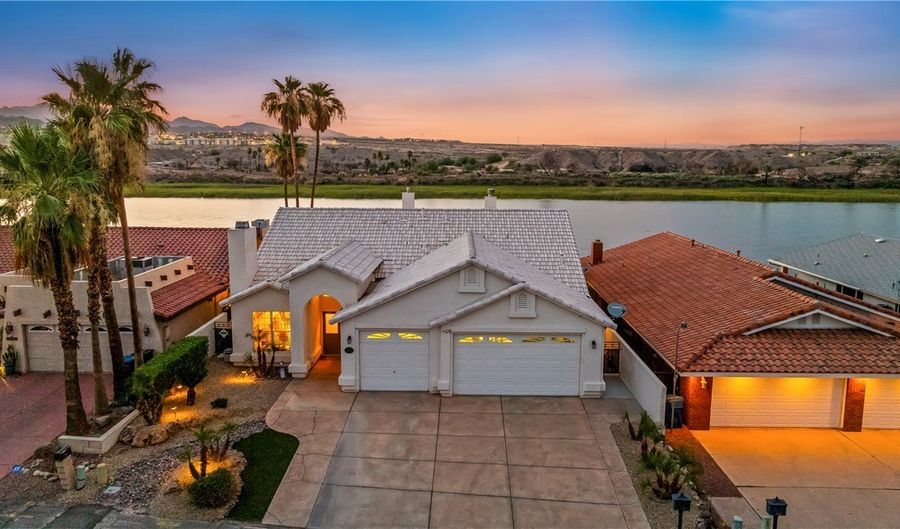 1031 Riverfront Dr, Bullhead City, AZ 86442 - 4 Beds, 4 Bath