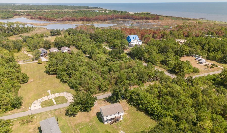 5163 Forrest Ave, Bay St. Louis, MS 39520 - 2 Beds, 2 Bath