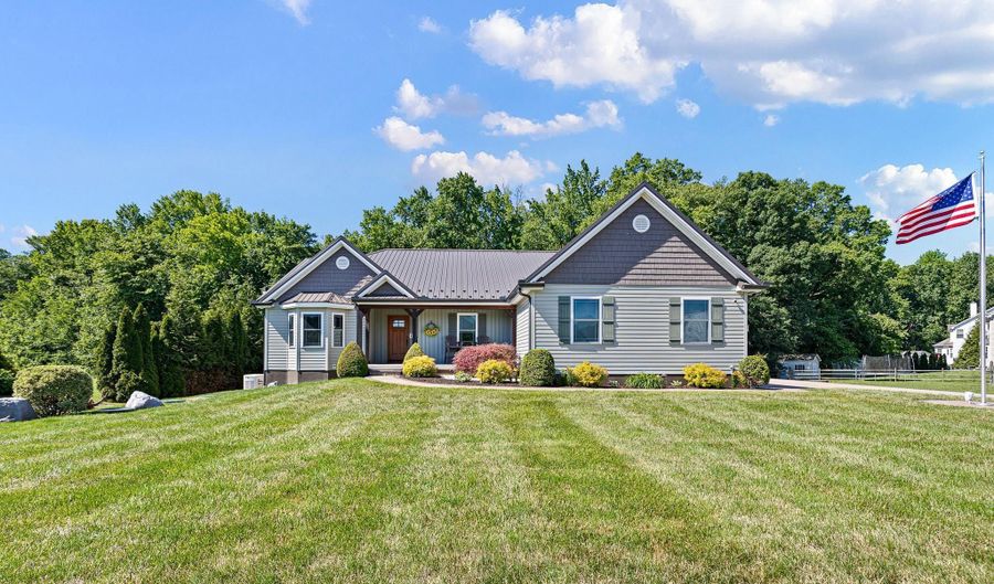 83 LAKSHMAN Trl, Dover, DE 19904 - 3 Beds, 3 Bath