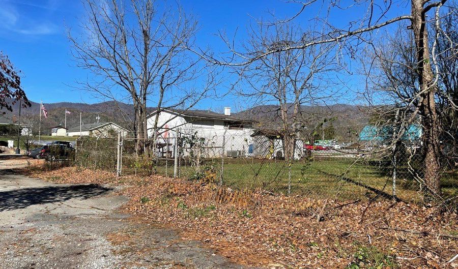 1130 Main Street / Oak, Andrews, NC 28901 - 0 Beds, 0 Bath
