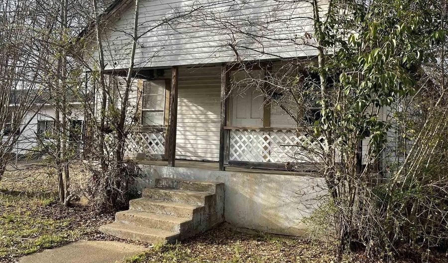 1900 Caddo St, Arkadelphia, AR 71923 - 3 Beds, 1 Bath