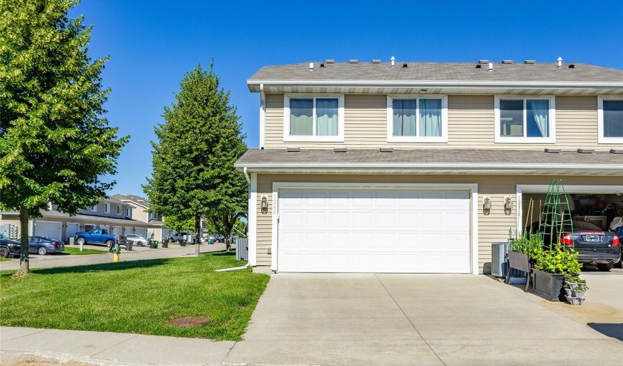 1268 NE 8th Ln, Ankeny, IA 50021 - 3 Beds, 3 Bath