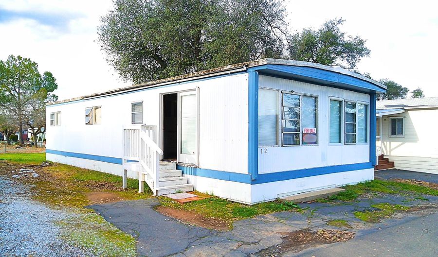 7252 Whitehouse Dr, Anderson, CA 96007 - 2 Beds, 2 Bath