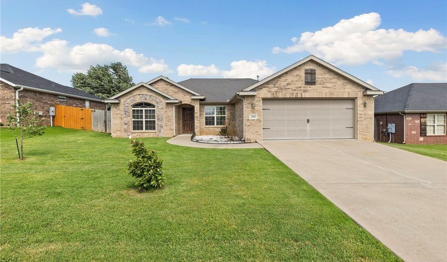 1803 SW Elington St, Bentonville, AR 72713 - 3 Beds, 2 Bath