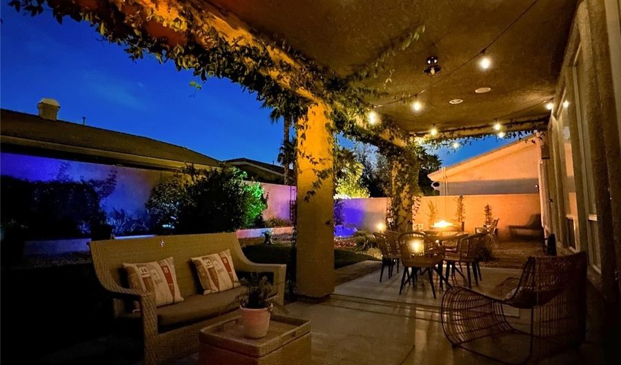10418 Dunster Castle Dr, Las Vegas, NV 89135 - 4 Beds, 4 Bath