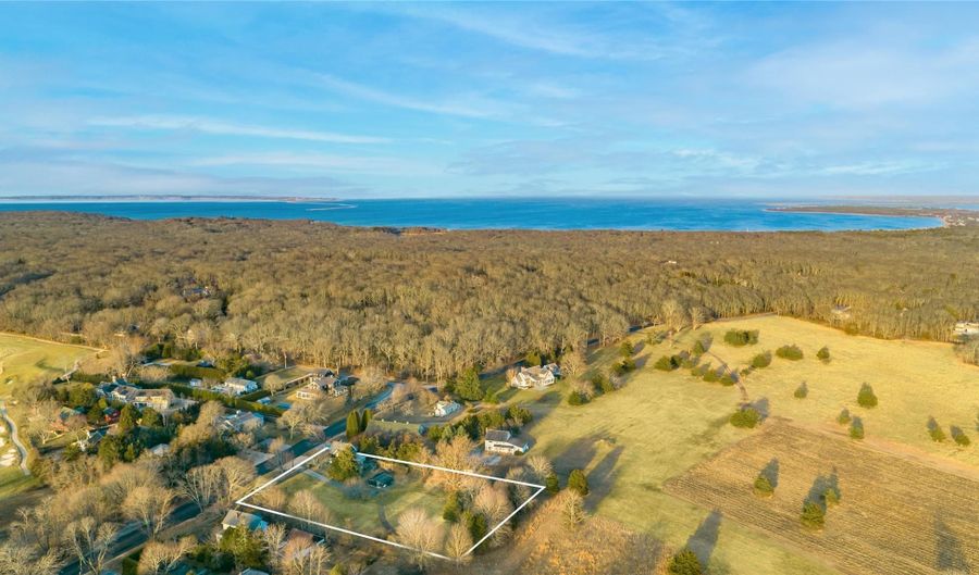 80 Abrahams Landing Rd, Amagansett, NY 11930 - 3 Beds, 2 Bath