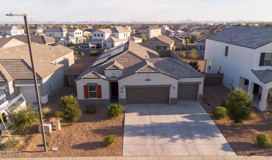 30731 W WELDON Ave, Buckeye, AZ 85396 - 4 Beds, 2 Bath