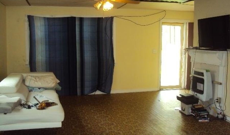 309 Flat Dr, Buffalo, SC 29321 - 2 Beds, 1 Bath