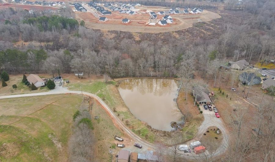 Double Bridge Road, Boiling Springs, SC 29316 - 9 Beds, 5 Bath