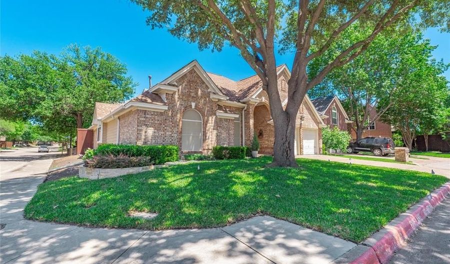 14596 Blueberry Ct, Addison, TX 75001 - 3 Beds, 2 Bath