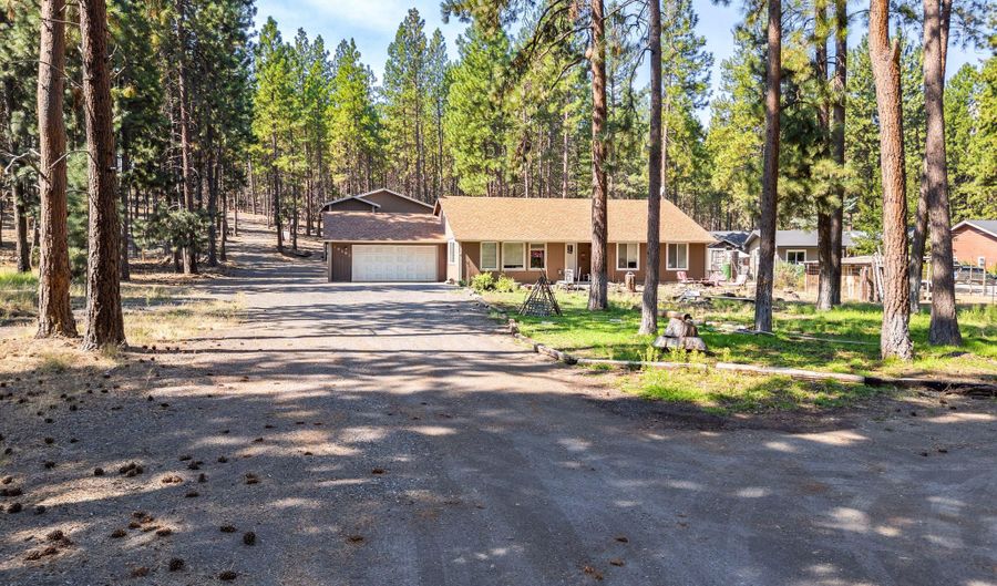 19191 Kiowa Rd, Bend, OR 97702 - 3 Beds, 2 Bath