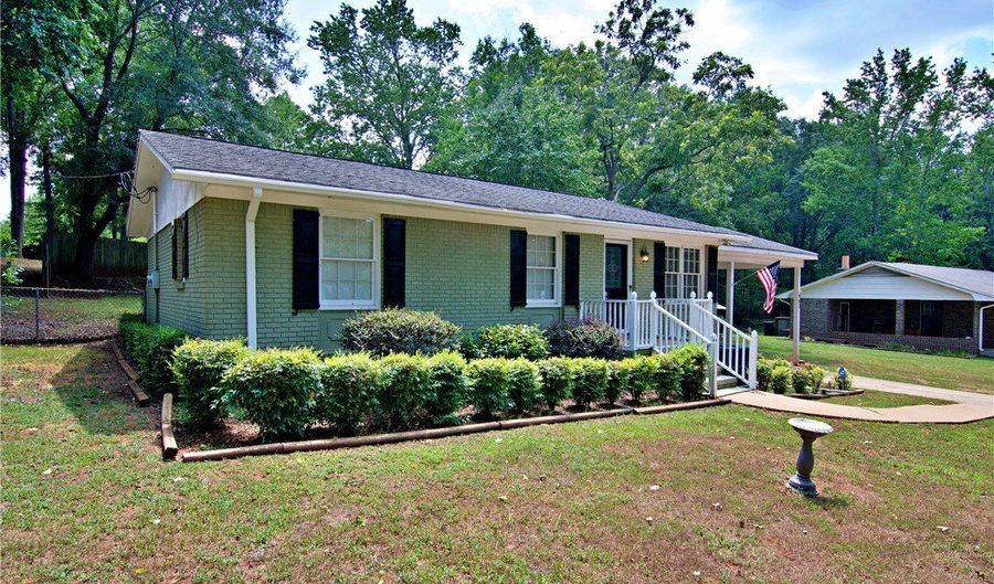 903 New Prospect Church Rd, Anderson, SC 29625 - 3 Beds, 2 Bath