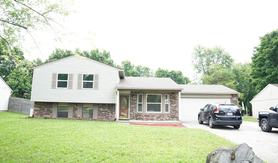 7529 Natchez Ct, Indianapolis, IN 46217 - 4 Beds, 2 Bath