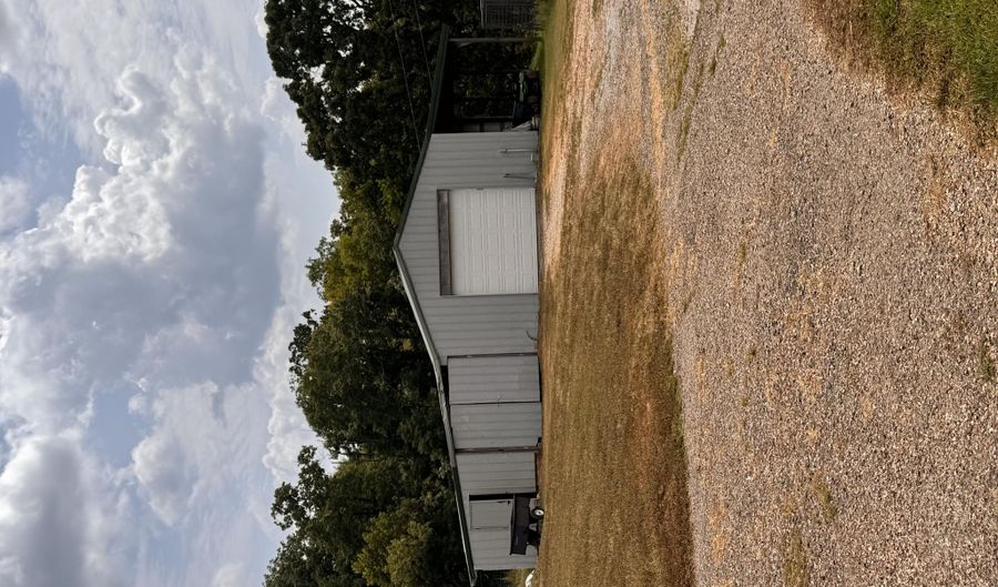 7382 Route Ee Hwy, Anderson, MO 64831 - 4 Beds, 3 Bath