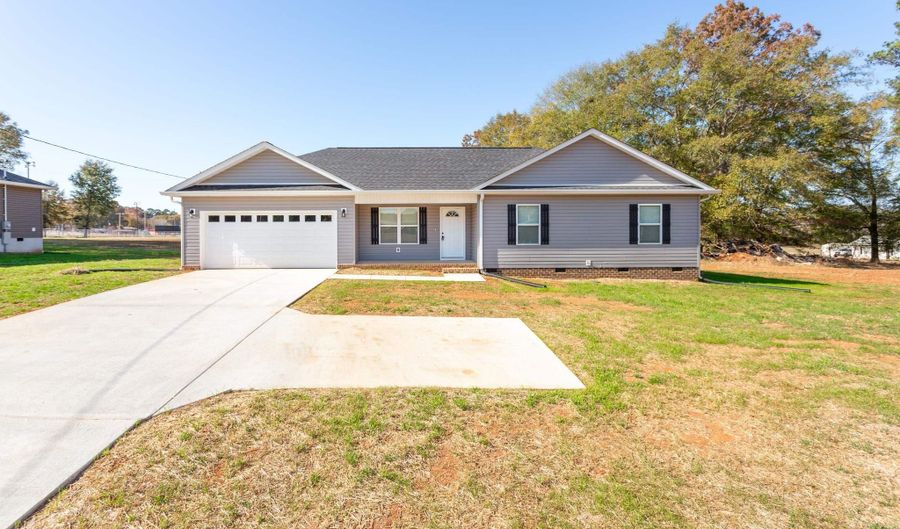 1569 ALEXANDRIA WELLINGTON Rd, Alexandria, AL 36250 - 3 Beds, 2 Bath