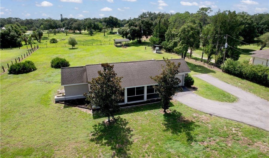 21680 N River Rd, Alva, FL 33920 - 2 Beds, 2 Bath
