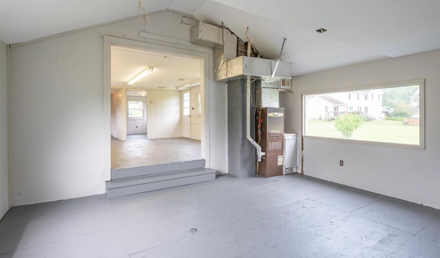 15 Goodell Rd, Antrim, NH 03440 - 3 Beds, 1 Bath