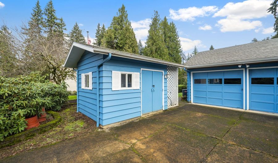 14090 SE 268TH Ct, Boring, OR 97009 - 3 Beds, 2 Bath