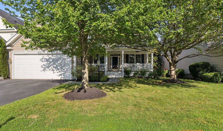 24769 STONE PILLAR Dr, Aldie, VA 20105 - 4 Beds, 4 Bath
