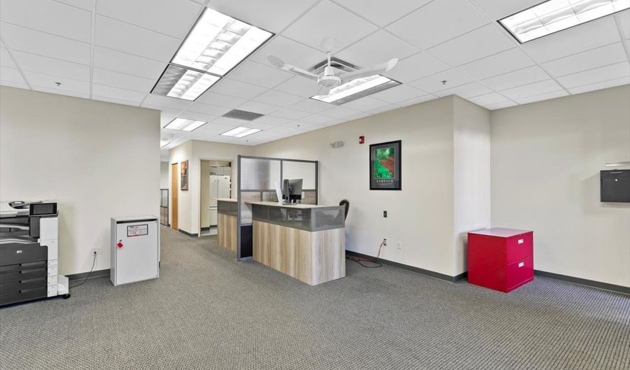 1492 Highland Ave 4 & 5, Cheshire, CT 06410 - 0 Beds, 6 Bath