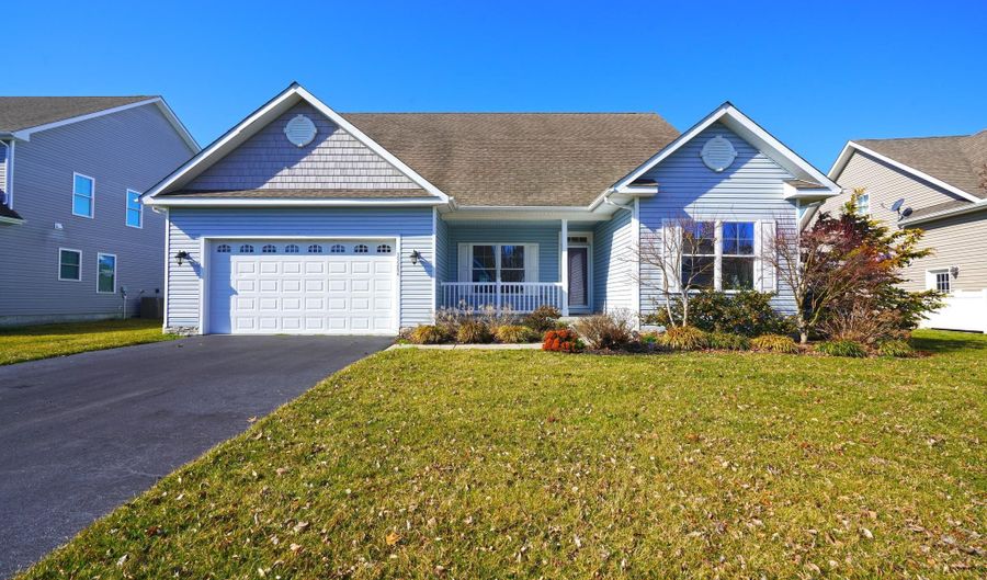 33286 BAYBERRY Ct, Dagsboro, DE 19939 - 3 Beds, 2 Bath